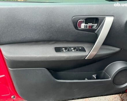 Красный Ниссан Кашкай, объемом двигателя 2 л и пробегом 196 тыс. км за 11790 $, фото 26 на Automoto.ua