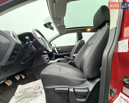 Красный Ниссан Кашкай, объемом двигателя 1.6 л и пробегом 86 тыс. км за 12999 $, фото 45 на Automoto.ua