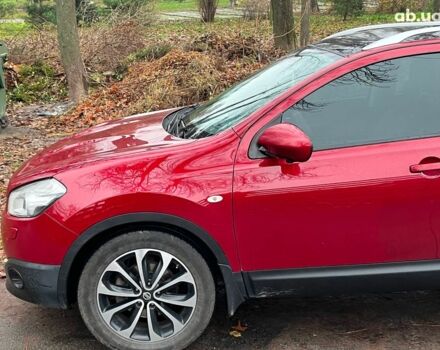 Красный Ниссан Кашкай, объемом двигателя 2 л и пробегом 196 тыс. км за 11790 $, фото 5 на Automoto.ua