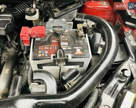 Красный Ниссан Кашкай, объемом двигателя 2 л и пробегом 184 тыс. км за 12200 $, фото 111 на Automoto.ua