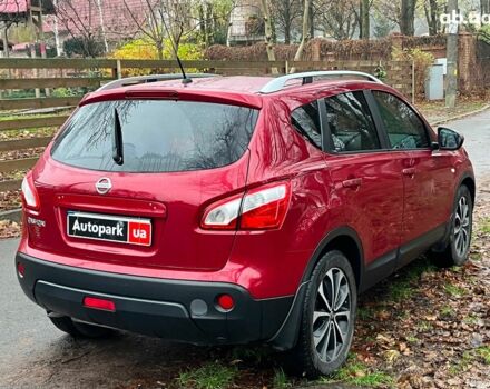 Красный Ниссан Кашкай, объемом двигателя 2 л и пробегом 196 тыс. км за 11790 $, фото 10 на Automoto.ua
