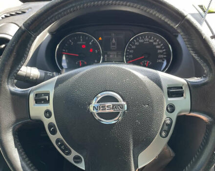 Красный Ниссан Кашкай, объемом двигателя 1.6 л и пробегом 174 тыс. км за 10500 $, фото 14 на Automoto.ua