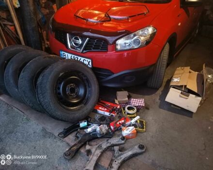 Ниссан Кашкай 2012 в Миргороде на Automoto.ua Красный Ниссан Кашкай, объемом двигателя 1.5 л и пробегом 240 тыс. км за 9800 $, фото 17 на Automoto.ua