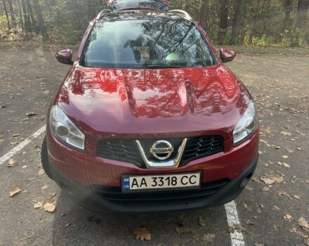 Красный Ниссан Кашкай, объемом двигателя 2 л и пробегом 117 тыс. км за 11900 $, фото 5 на Automoto.ua