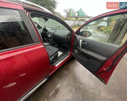 Красный Ниссан Кашкай, объемом двигателя 1.6 л и пробегом 171 тыс. км за 11600 $, фото 24 на Automoto.ua