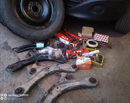 Ниссан Кашкай 2012 в Миргороде на Automoto.ua Красный Ниссан Кашкай, объемом двигателя 1.5 л и пробегом 240 тыс. км за 9800 $, фото 16 на Automoto.ua