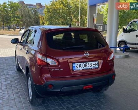 Красный Ниссан Кашкай, объемом двигателя 1.6 л и пробегом 152 тыс. км за 9500 $, фото 14 на Automoto.ua