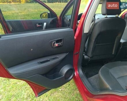 Красный Ниссан Кашкай, объемом двигателя 1.6 л и пробегом 164 тыс. км за 12500 $, фото 14 на Automoto.ua