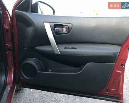 Красный Ниссан Кашкай, объемом двигателя 0 л и пробегом 164 тыс. км за 12690 $, фото 53 на Automoto.ua