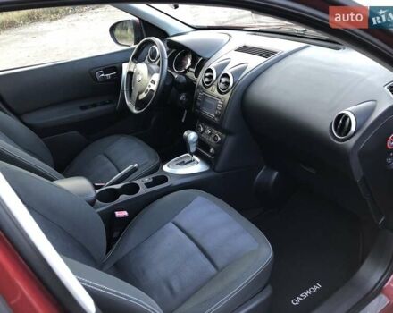 Красный Ниссан Кашкай, объемом двигателя 0 л и пробегом 164 тыс. км за 12690 $, фото 80 на Automoto.ua