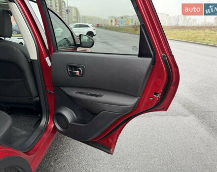 Красный Ниссан Кашкай, объемом двигателя 1.6 л и пробегом 86 тыс. км за 12999 $, фото 55 на Automoto.ua