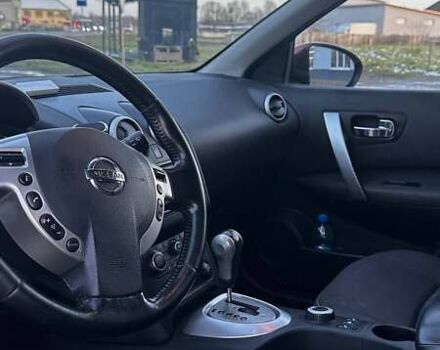 Красный Ниссан Кашкай, объемом двигателя 2 л и пробегом 355 тыс. км за 11200 $, фото 10 на Automoto.ua