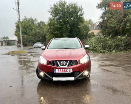 Красный Ниссан Кашкай, объемом двигателя 1.6 л и пробегом 171 тыс. км за 11600 $, фото 25 на Automoto.ua