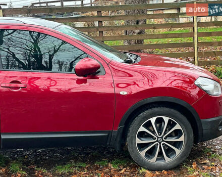 Красный Ниссан Кашкай, объемом двигателя 2 л и пробегом 196 тыс. км за 11790 $, фото 13 на Automoto.ua