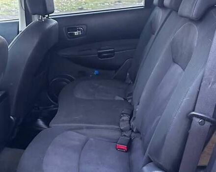 Красный Ниссан Кашкай, объемом двигателя 2 л и пробегом 355 тыс. км за 11200 $, фото 8 на Automoto.ua