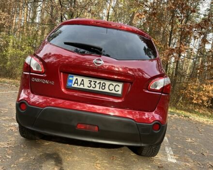 Красный Ниссан Кашкай, объемом двигателя 2 л и пробегом 117 тыс. км за 11900 $, фото 12 на Automoto.ua