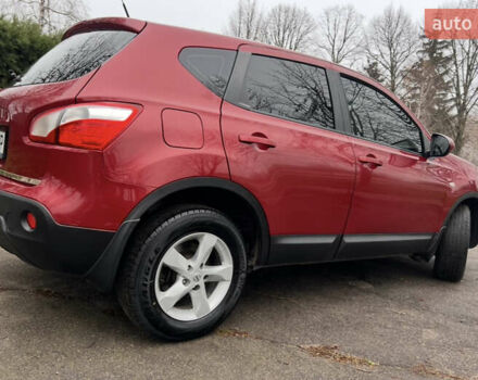 Красный Ниссан Кашкай, объемом двигателя 1.6 л и пробегом 219 тыс. км за 11400 $, фото 2 на Automoto.ua