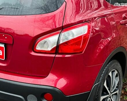 Красный Ниссан Кашкай, объемом двигателя 2 л и пробегом 196 тыс. км за 11790 $, фото 11 на Automoto.ua