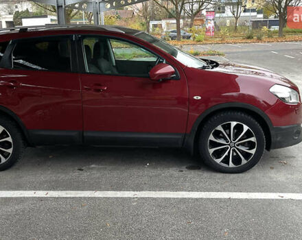Червоний Ніссан Кашкай, об'ємом двигуна 1.6 л та пробігом 248 тис. км за 10900 $, фото 3 на Automoto.ua