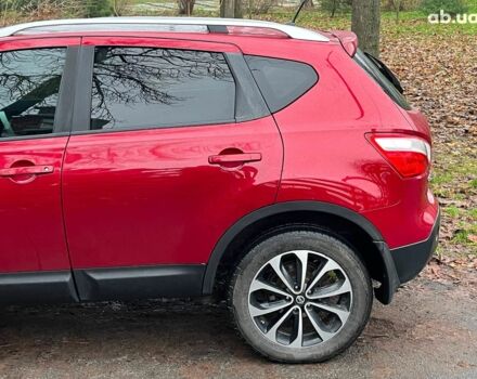 Красный Ниссан Кашкай, объемом двигателя 2 л и пробегом 196 тыс. км за 11790 $, фото 6 на Automoto.ua