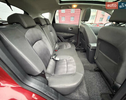 Красный Ниссан Кашкай, объемом двигателя 1.6 л и пробегом 86 тыс. км за 12999 $, фото 54 на Automoto.ua