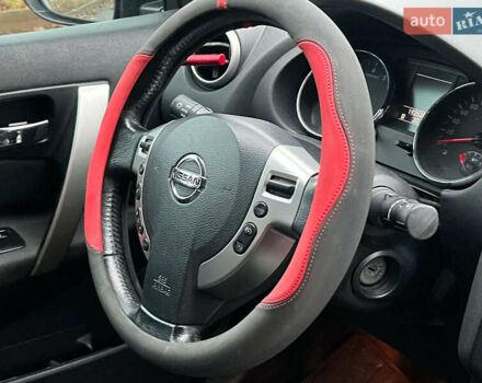 Красный Ниссан Кашкай, объемом двигателя 2 л и пробегом 196 тыс. км за 11790 $, фото 20 на Automoto.ua