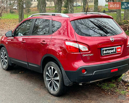 Красный Ниссан Кашкай, объемом двигателя 2 л и пробегом 196 тыс. км за 11790 $, фото 7 на Automoto.ua