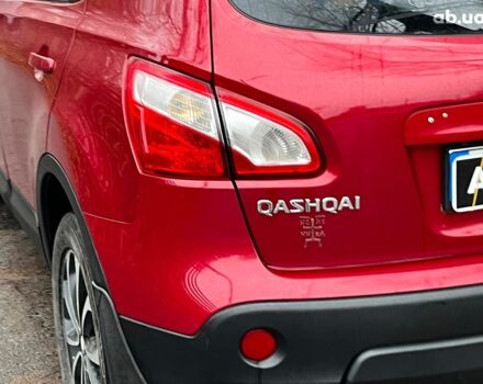 Красный Ниссан Кашкай, объемом двигателя 2 л и пробегом 196 тыс. км за 11790 $, фото 8 на Automoto.ua