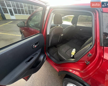 Красный Ниссан Кашкай, объемом двигателя 1.6 л и пробегом 171 тыс. км за 11600 $, фото 12 на Automoto.ua