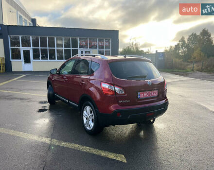 Красный Ниссан Кашкай, объемом двигателя 1.6 л и пробегом 171 тыс. км за 11600 $, фото 7 на Automoto.ua