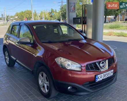 Красный Ниссан Кашкай, объемом двигателя 1.6 л и пробегом 152 тыс. км за 9500 $, фото 6 на Automoto.ua