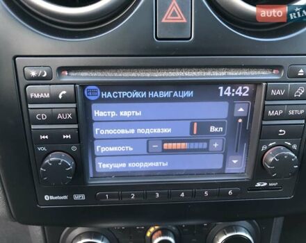 Красный Ниссан Кашкай, объемом двигателя 2 л и пробегом 184 тыс. км за 12200 $, фото 76 на Automoto.ua