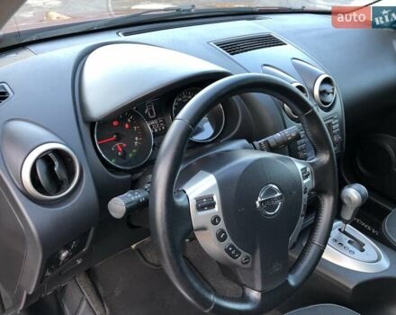 Красный Ниссан Кашкай, объемом двигателя 2 л и пробегом 184 тыс. км за 12200 $, фото 83 на Automoto.ua