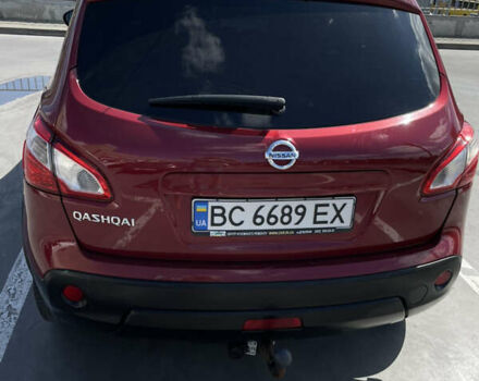 Красный Ниссан Кашкай, объемом двигателя 1.6 л и пробегом 174 тыс. км за 10500 $, фото 1 на Automoto.ua