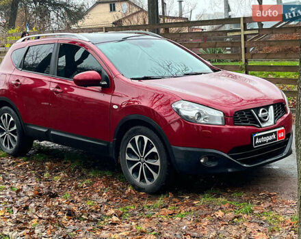 Красный Ниссан Кашкай, объемом двигателя 2 л и пробегом 196 тыс. км за 11790 $, фото 2 на Automoto.ua