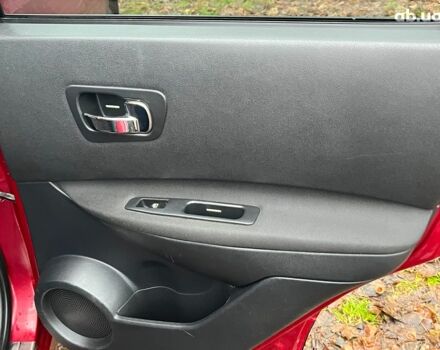 Красный Ниссан Кашкай, объемом двигателя 2 л и пробегом 196 тыс. км за 11790 $, фото 22 на Automoto.ua