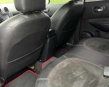 Красный Ниссан Кашкай, объемом двигателя 1.6 л и пробегом 219 тыс. км за 11400 $, фото 8 на Automoto.ua