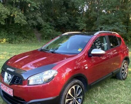 Красный Ниссан Кашкай, объемом двигателя 1.6 л и пробегом 164 тыс. км за 12500 $, фото 7 на Automoto.ua