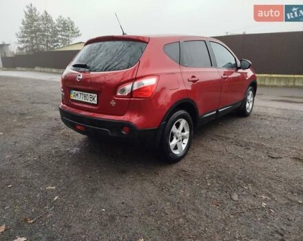 Красный Ниссан Кашкай, объемом двигателя 1.6 л и пробегом 214 тыс. км за 8999 $, фото 2 на Automoto.ua