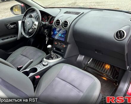 Червоний Ніссан Кашкай, об'ємом двигуна 1.6 л та пробігом 191 тис. км за 11300 $, фото 8 на Automoto.ua