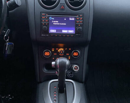 Червоний Ніссан Кашкай, об'ємом двигуна 1.6 л та пробігом 108 тис. км за 12000 $, фото 8 на Automoto.ua