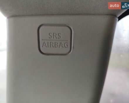 Красный Ниссан Кашкай, объемом двигателя 1.6 л и пробегом 214 тыс. км за 8999 $, фото 14 на Automoto.ua