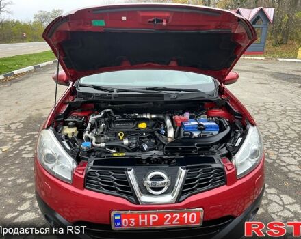 Червоний Ніссан Кашкай, об'ємом двигуна 1.6 л та пробігом 191 тис. км за 11300 $, фото 7 на Automoto.ua