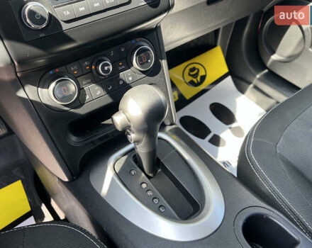 Красный Ниссан Кашкай, объемом двигателя 1.6 л и пробегом 116 тыс. км за 11200 $, фото 14 на Automoto.ua