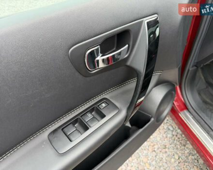 Красный Ниссан Кашкай, объемом двигателя 1.5 л и пробегом 140 тыс. км за 12800 $, фото 15 на Automoto.ua