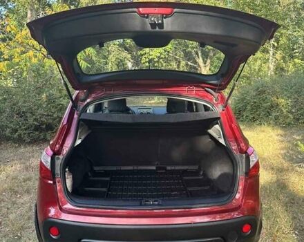 Красный Ниссан Кашкай, объемом двигателя 1.6 л и пробегом 81 тыс. км за 13800 $, фото 7 на Automoto.ua