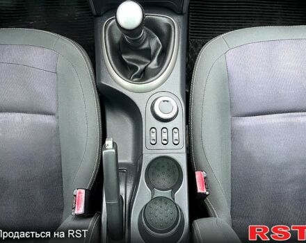 Червоний Ніссан Кашкай, об'ємом двигуна 1.6 л та пробігом 191 тис. км за 11300 $, фото 9 на Automoto.ua