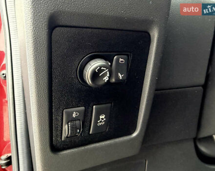 Красный Ниссан Кашкай, объемом двигателя 1.5 л и пробегом 140 тыс. км за 12800 $, фото 35 на Automoto.ua