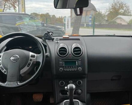 Красный Ниссан Кашкай, объемом двигателя 1.6 л и пробегом 116 тыс. км за 11200 $, фото 9 на Automoto.ua