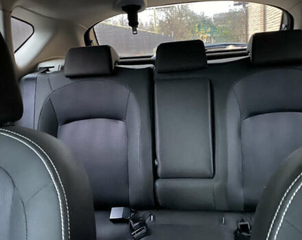 Червоний Ніссан Кашкай, об'ємом двигуна 1.6 л та пробігом 108 тис. км за 12000 $, фото 10 на Automoto.ua